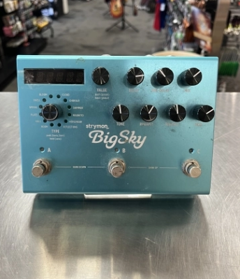 Strymon Big Sky Reverb | Long & McQuade